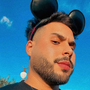 Meet your Posher, Diego